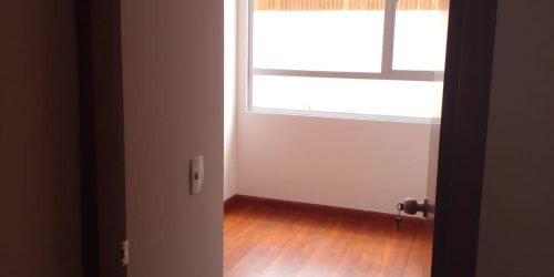 0989ed9f-23ab-4515-98f8-42e26a80d583