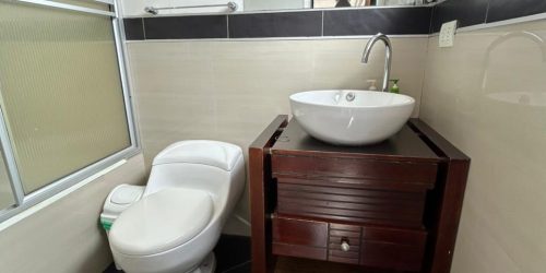 2e4170bb-a5a1-46e5-97f3-fb46a7c7bdc5