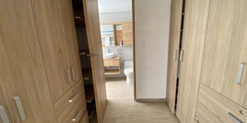 957671b7-c8c2-4a5b-9d79-3d881eca9114