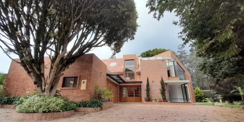 Frente Casa
