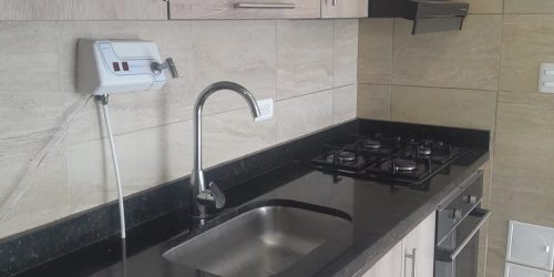 ab962cf2-c554-403b-8719-72951680885b