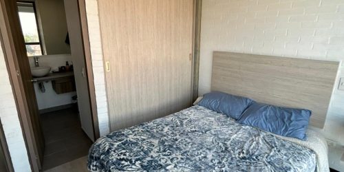 ff903983-bf63-49c1-a31e-dd2f326034c6